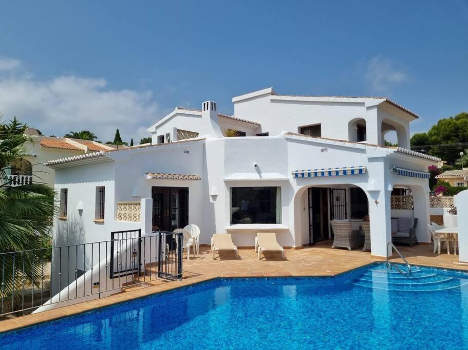 Villa In Moraira - El Faro Luaran gambar
